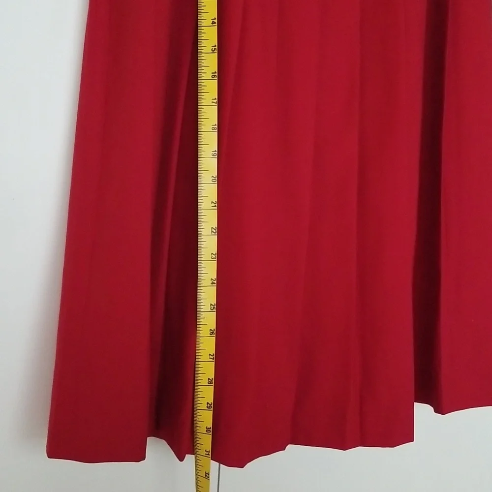 Burberrys Red Fully Lined Cady Pleated Pure Wool Midi Skirt